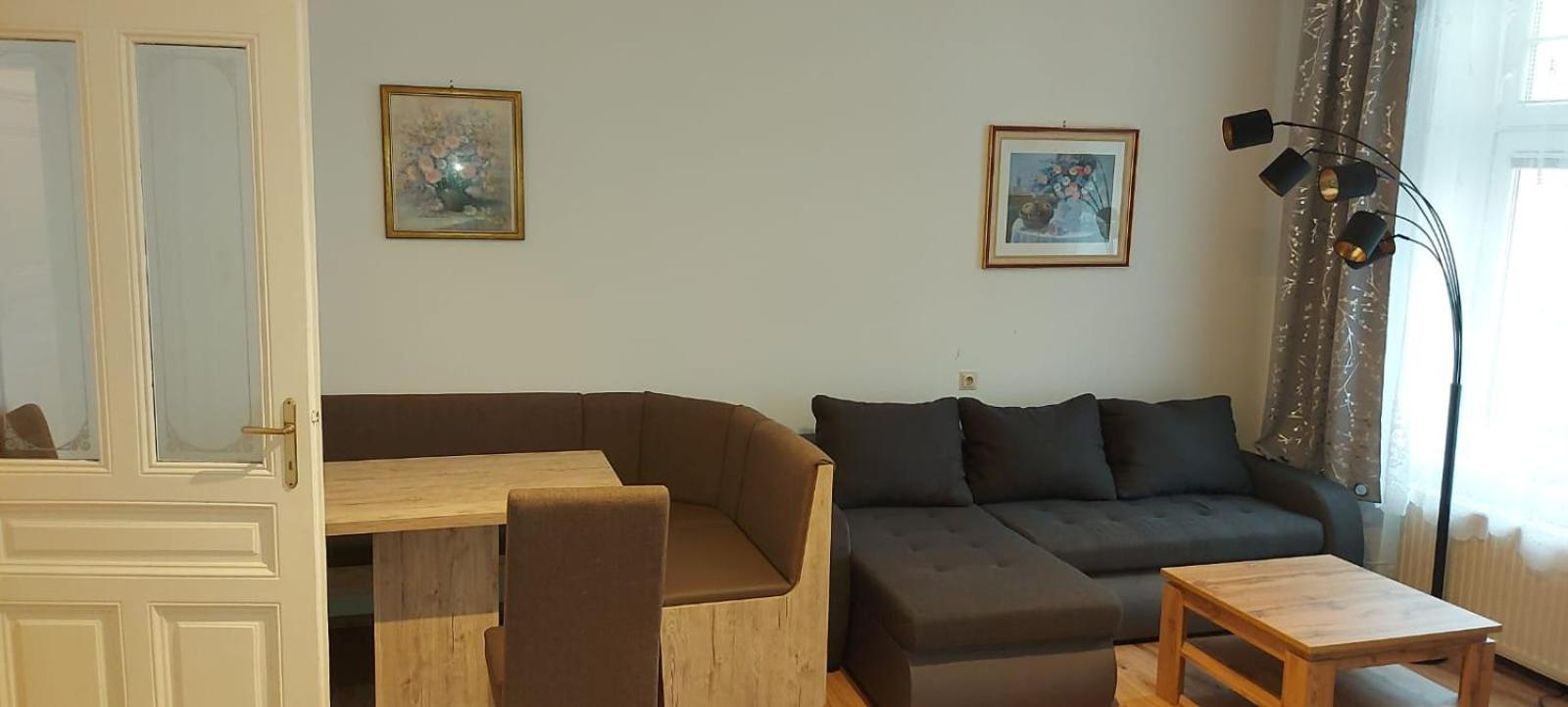 Villa Scs Naehe Винер-Нойдорф Экстерьер фото